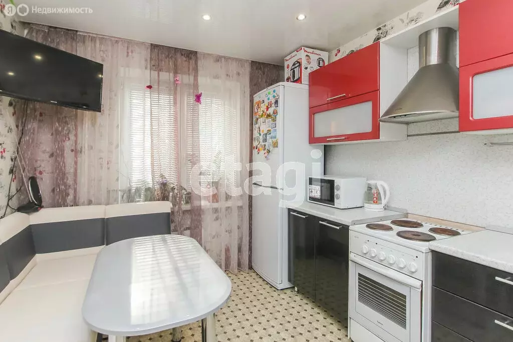 1-комнатная квартира: Тюмень, улица Казачьи Луга, 4к2 (35.9 м) - Фото 2