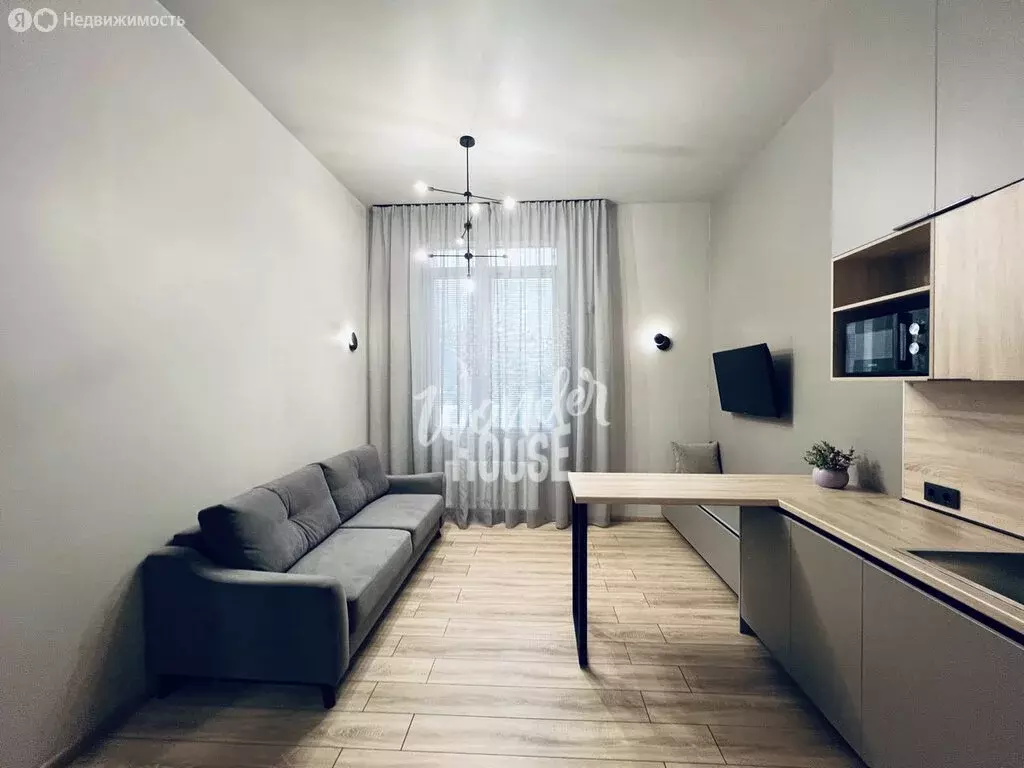 Квартира-студия: Тюмень, улица 9 Января, 160к1 (34 м) - Фото 2