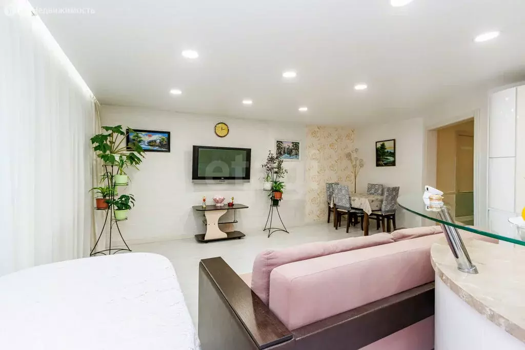 2-комнатная квартира: Тюмень, улица Самарцева, 3А (75.2 м) - Фото 2