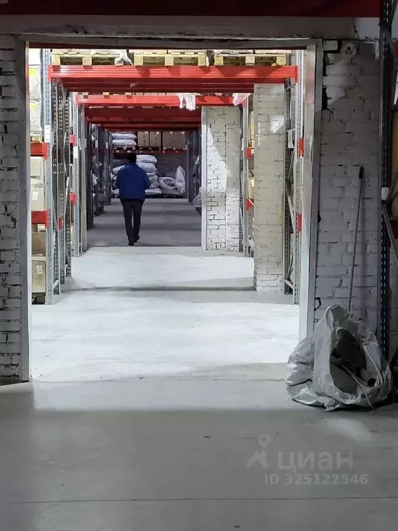 Склад в Красноярский край, Красноярск ул. Пограничников, 28 (2400 м) - Фото 2