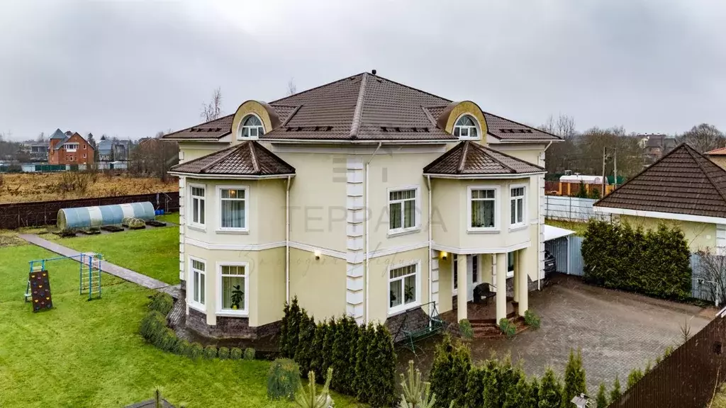 Дом в Санкт-Петербург пос. Александровская, ул. Краснокутская, 27к8 ... - Фото 1