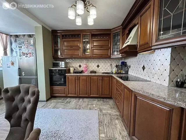 2-комнатная квартира: Брянск, улица Комарова, 53 (61 м) - Фото 0