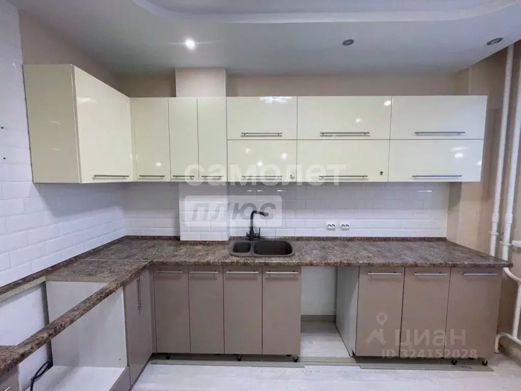 1-к кв. Омская область, Омск ул. Кирова, 51 (38.8 м) - Фото 2