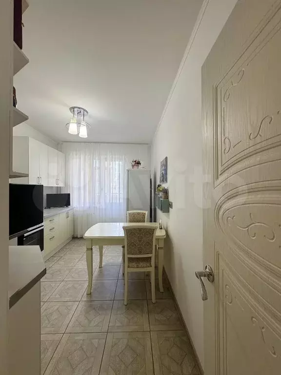 2-к. квартира, 60 м, 5/25 эт. - Фото 1