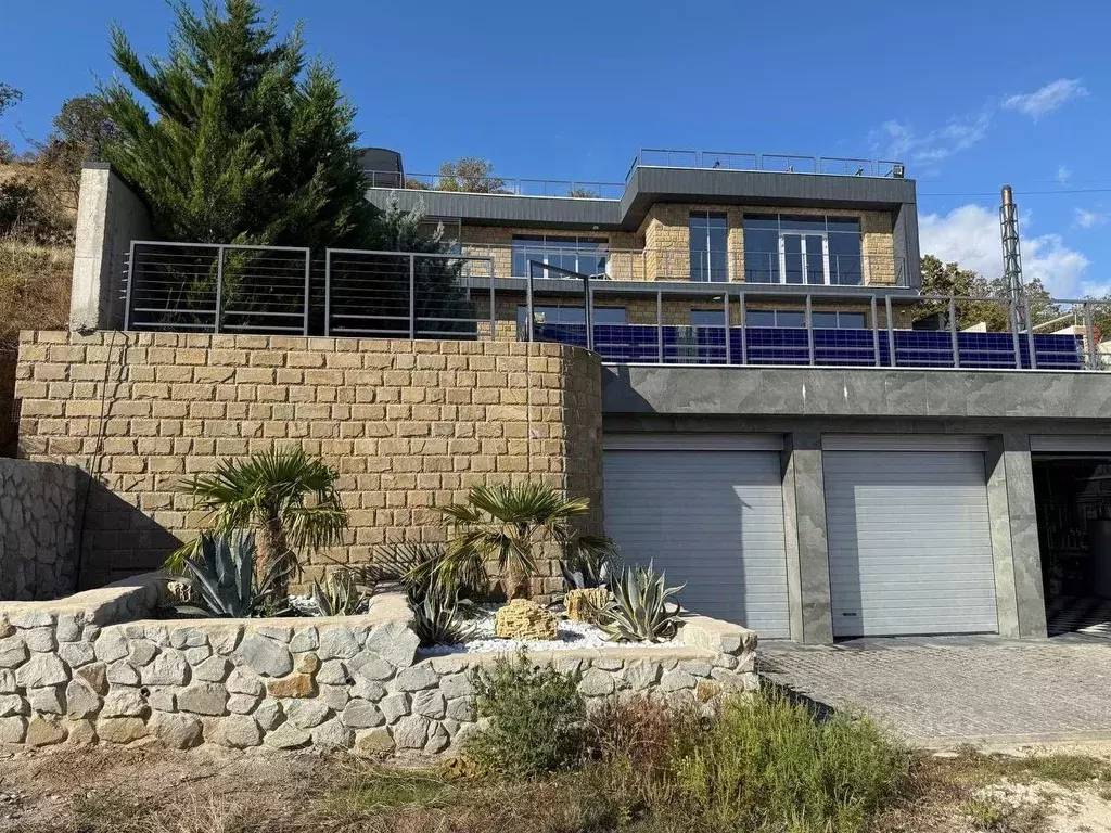 Дом в Крым, Алушта муниципальный округ, с. Малореченское ул. ... - Фото 2