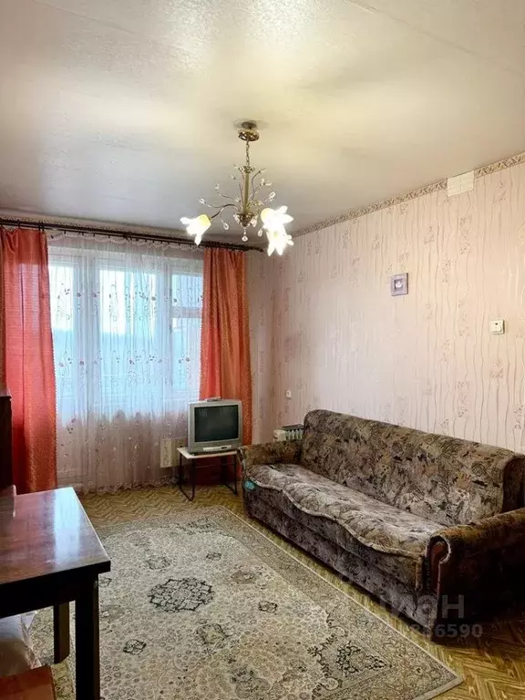 2-к кв. Ленинградская область, Сланцы ул. Ленина, 25к8 (58.1 м) - Фото 0