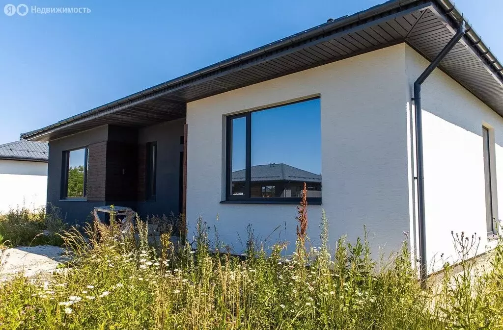 Дом в Свердловская область, Белоярский муниципальный округ, посёлок ... - Фото 2