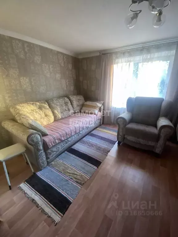 Дом в Свердловская область, Верхняя Синячиха пгт ул. Красной Гвардии ... - Фото 1