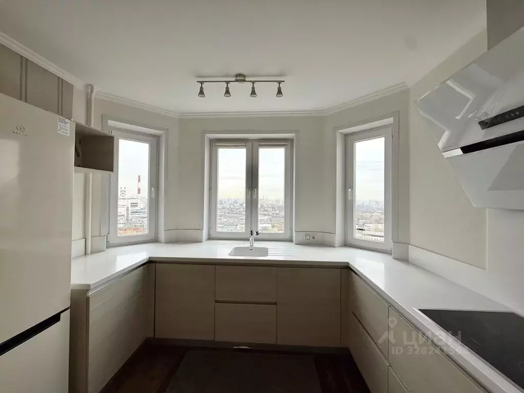 3-к кв. Москва ул. Шверника, 11К3 (75.0 м) - Фото 2