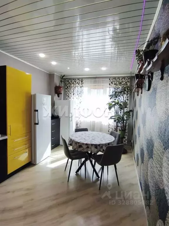 3-к кв. Алтайский край, Барнаул ул. Гущина, 150/24 (67.8 м) - Фото 1