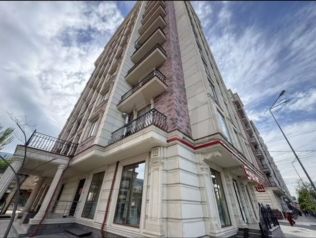 3-к кв. Дагестан, Махачкала ул. Азиза Алиева (128.0 м) - Фото 0