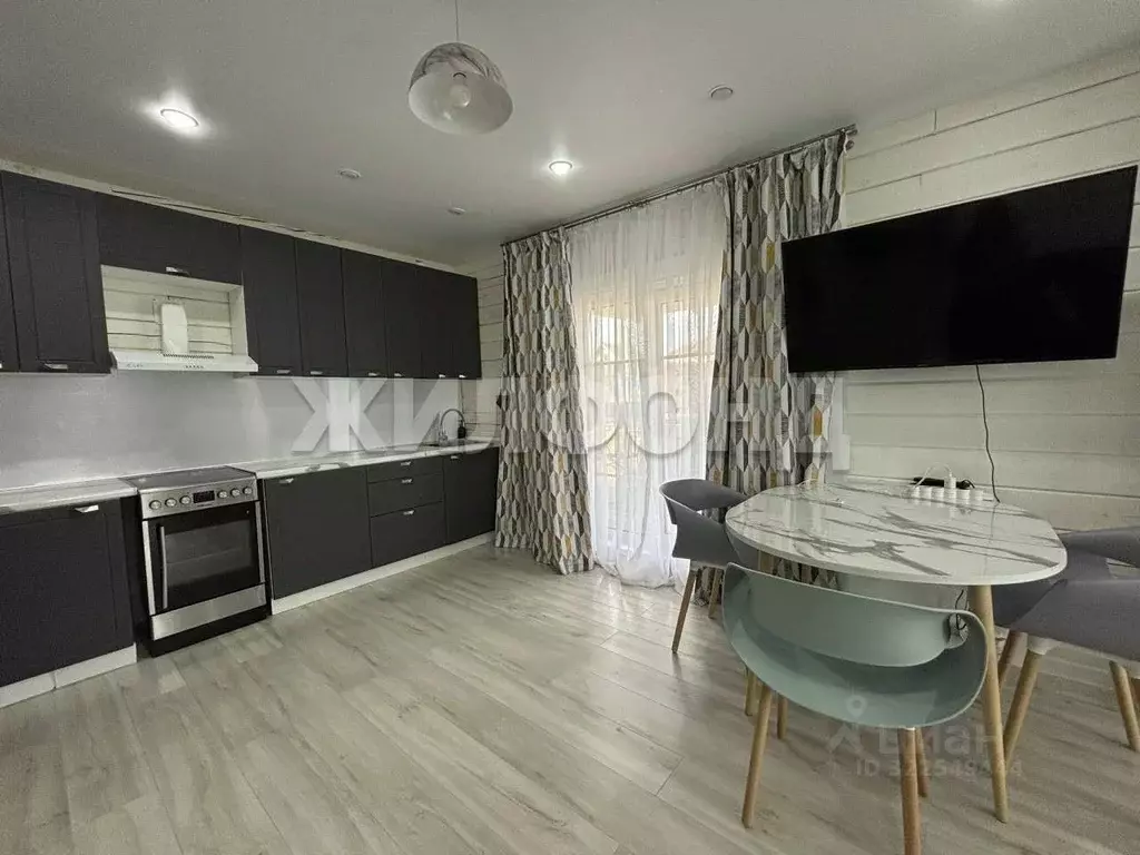 Дом в Иркутская область, Иркутский муниципальный округ, с. ... - Фото 1