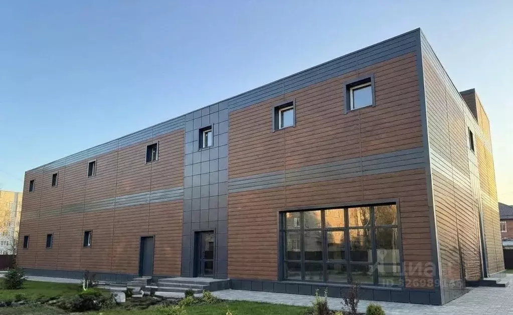 Помещение свободного назначения в Новгородская область, Крестцы рп ул. ... - Фото 1