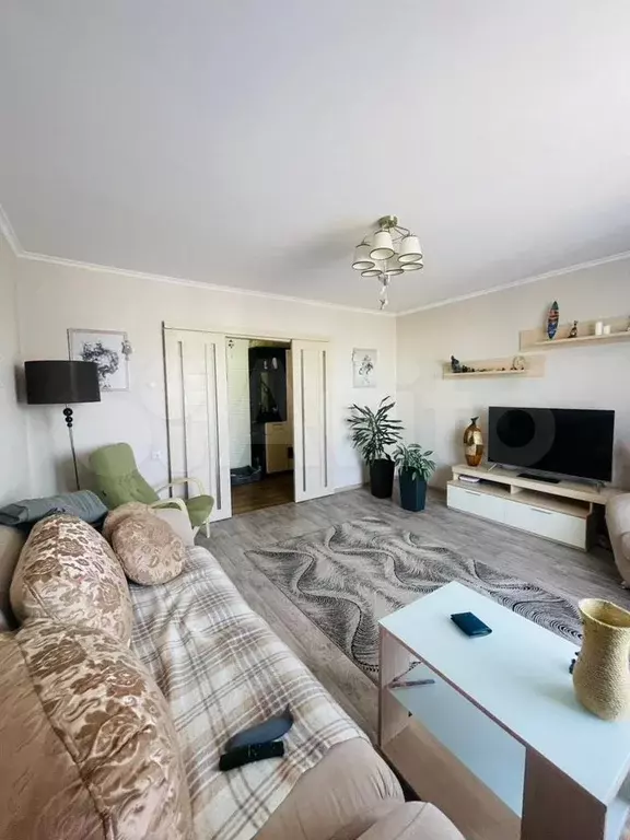 3-к. квартира, 66,5 м, 4/9 эт. - Фото 0