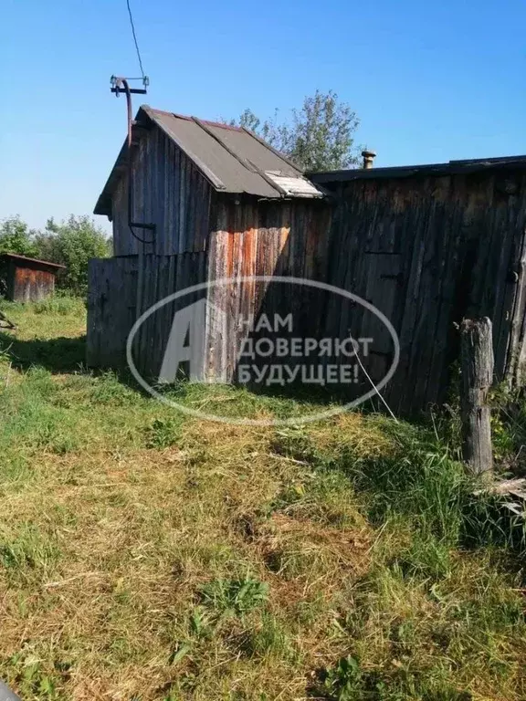 Дом в Пермский край, Чусовской городской округ, д. Нижнее Калино ул. ... - Фото 1