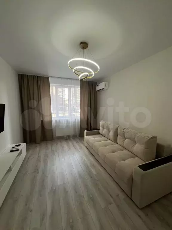 1-к. квартира, 40 м, 2/23 эт. - Фото 1