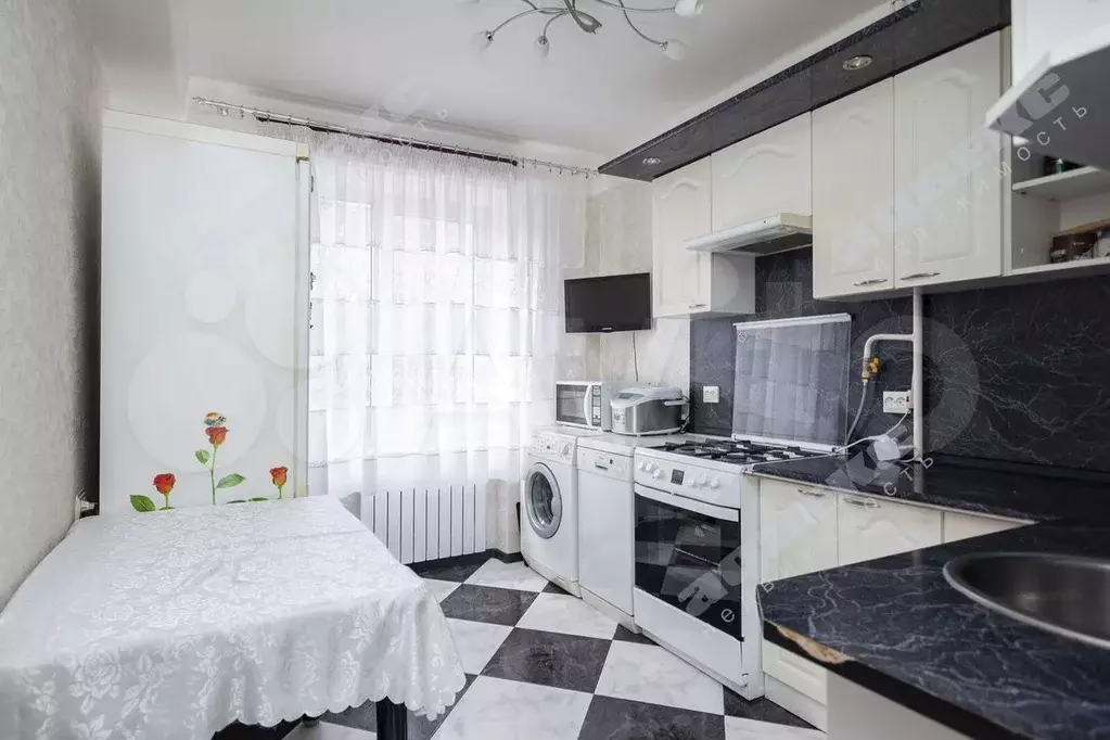 2-к. квартира, 48 м, 3/9 эт. - Фото 1