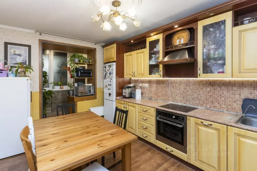 2-к кв. Тюменская область, Тюмень Широтная ул., 96 (74.6 м) - Фото 1