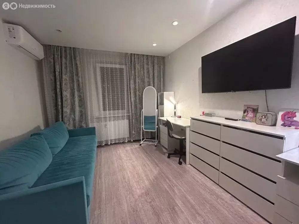 3-комнатная квартира: Анапа, улица Адмирала Пустошкина, 22к12 (58 м) - Фото 1