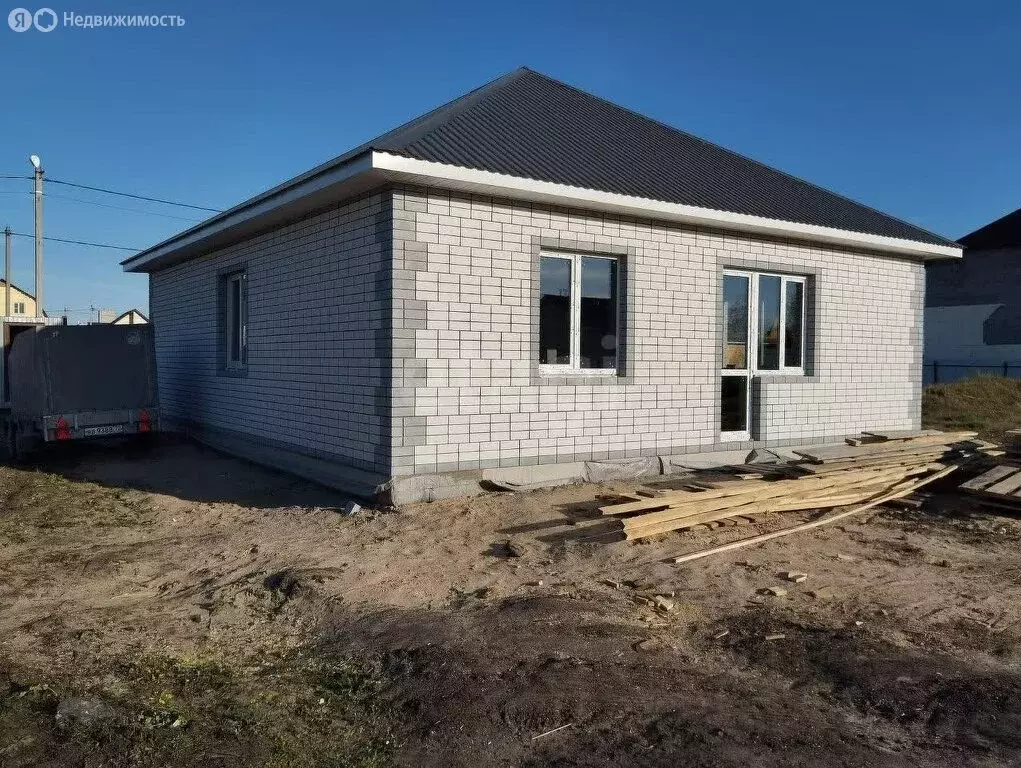 Дом в Тюменский район, деревня Якуши, улица Гоголя (80 м) - Фото 1
