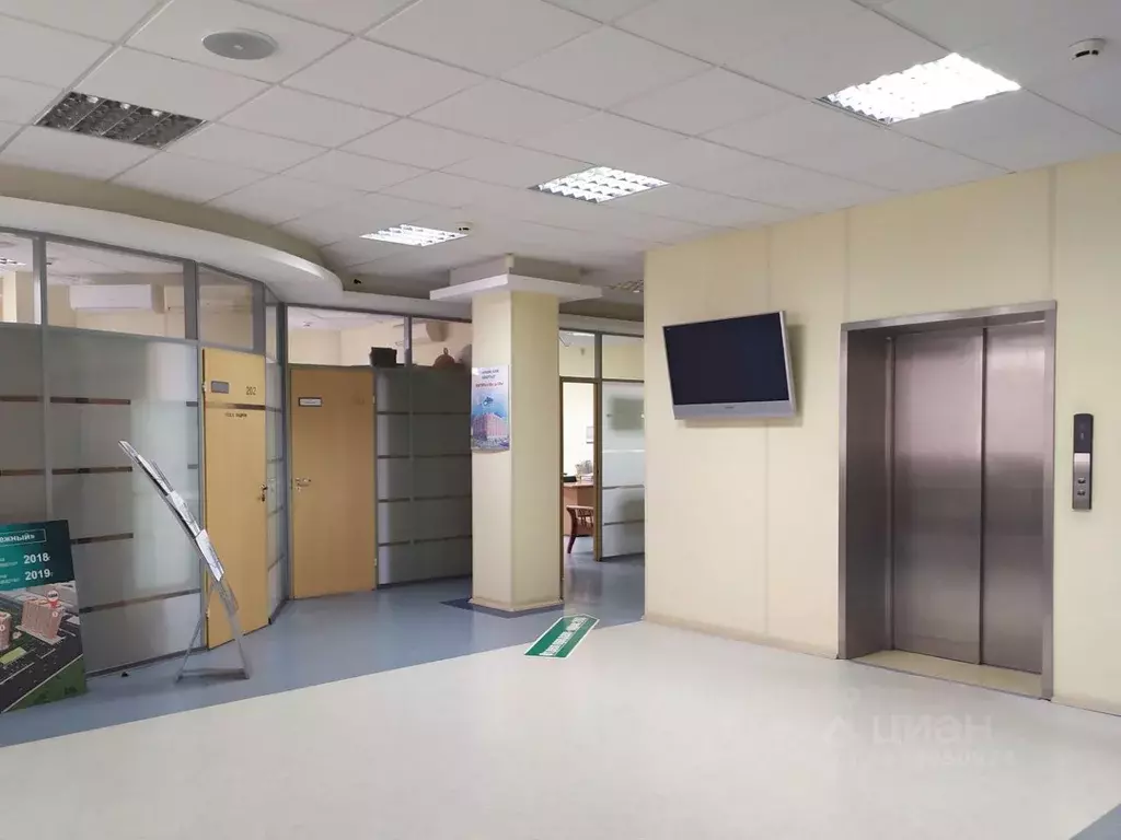 Офис в Новосибирская область, Новосибирск ул. Галущака, 4 (785 м) - Фото 1