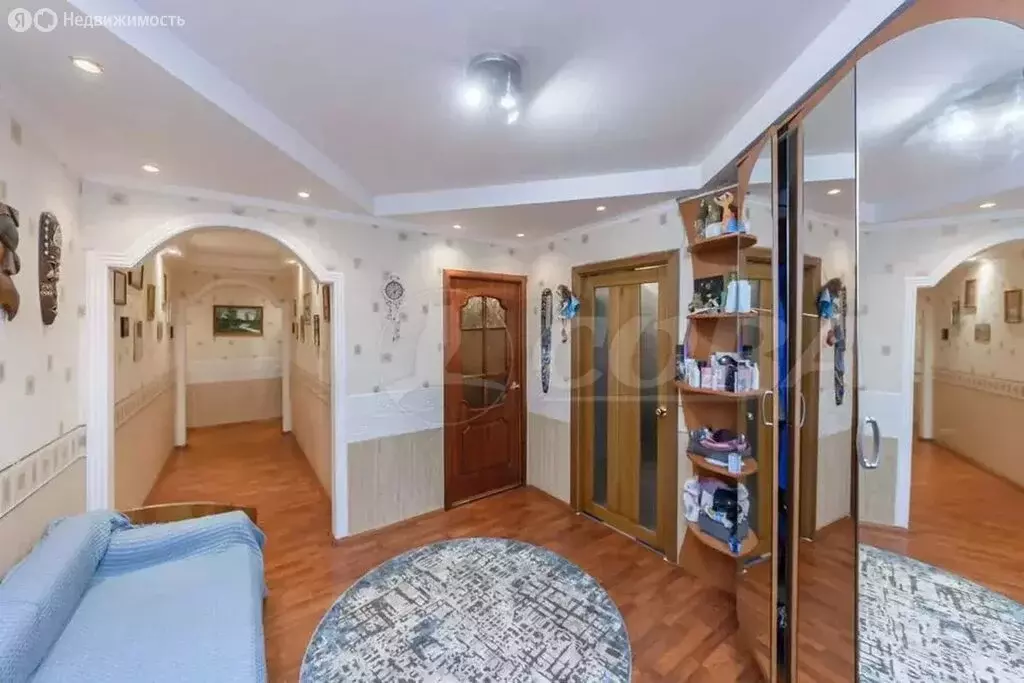 3-комнатная квартира: Тюмень, 6-й микрорайон, проезд 9 Мая, 7к1 (93 м) - Фото 1