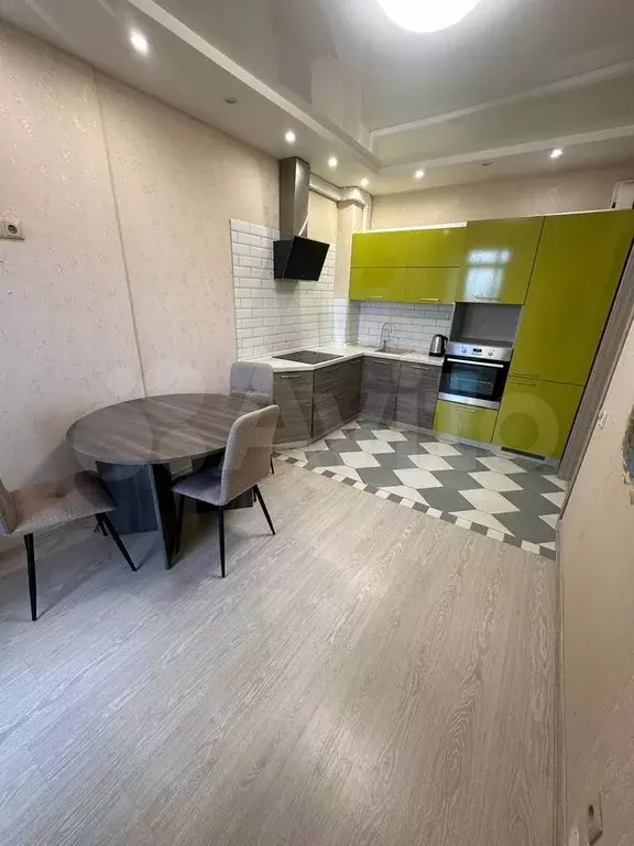 1-к. квартира, 42,5 м, 13/25 эт. - Фото 0