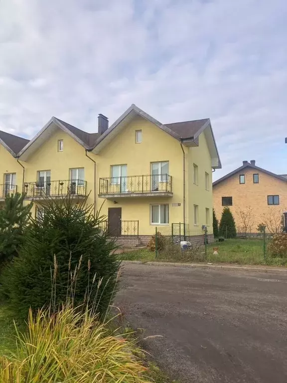 Таунхаус в Ленинградская область, Всеволожский район, Колтушское ... - Фото 1