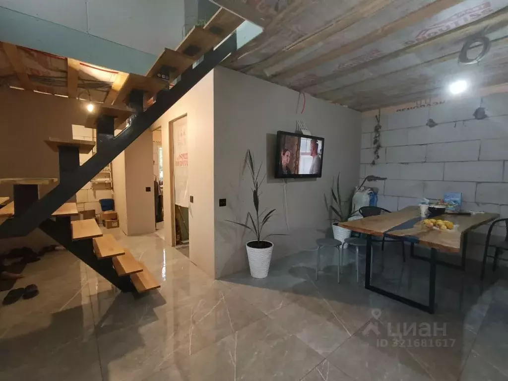 Дом в Краснодарский край, Абинск ул. Свободы, 163 (87 м) - Фото 2