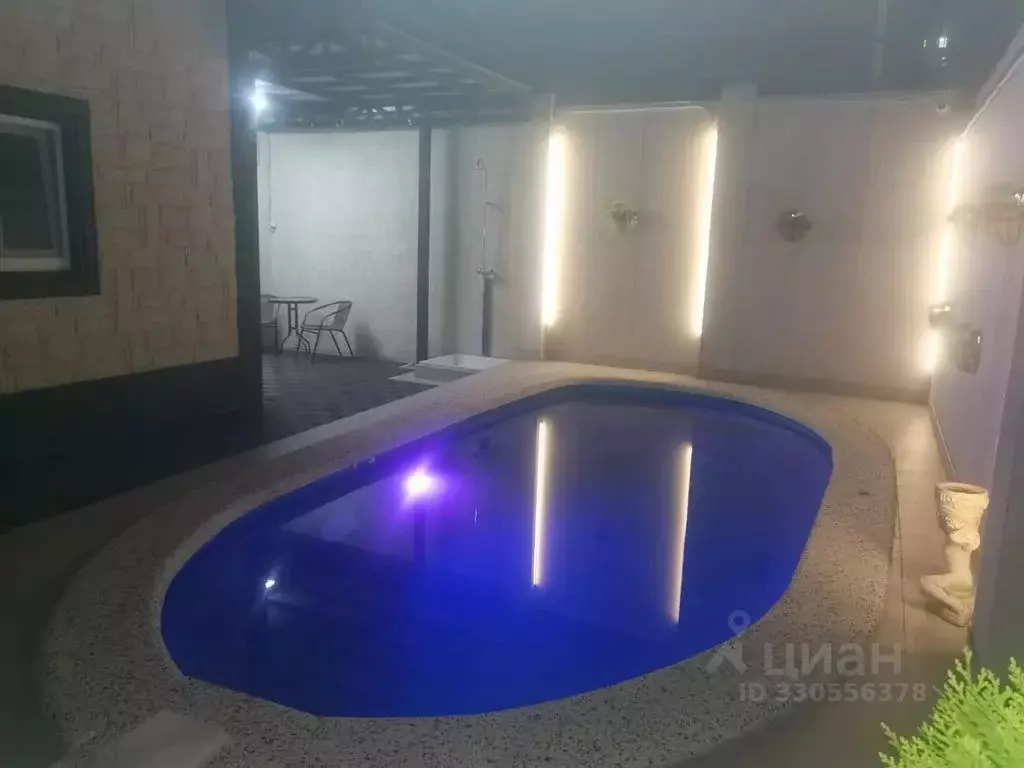 Дом в Краснодарский край, Геленджик ул. Матросова, 6 (50 м) - Фото 2