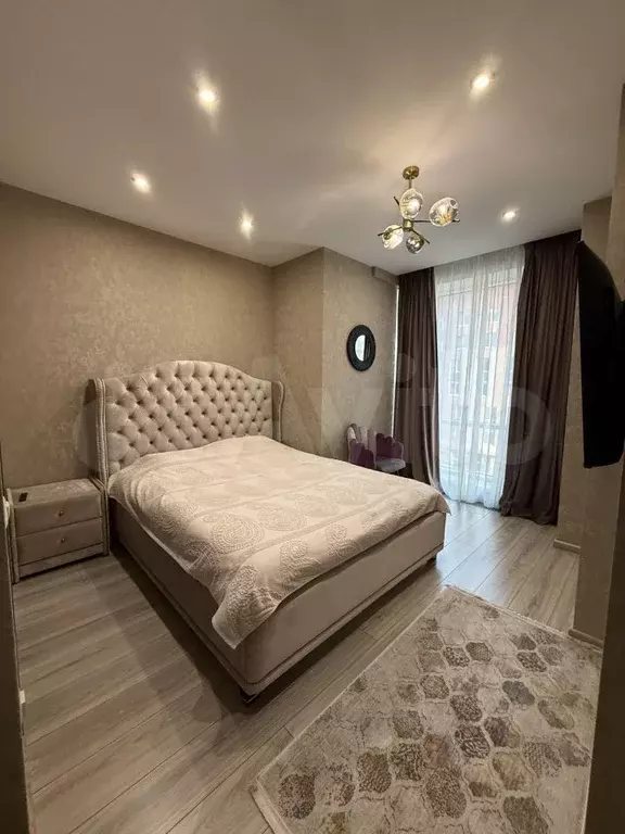 2-к. квартира, 60 м, 4/8 эт. - Фото 0