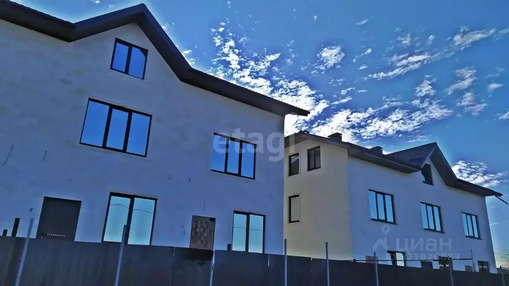 Таунхаус в Ставропольский край, Ставрополь ул. Южной заставы (175 м) - Фото 2