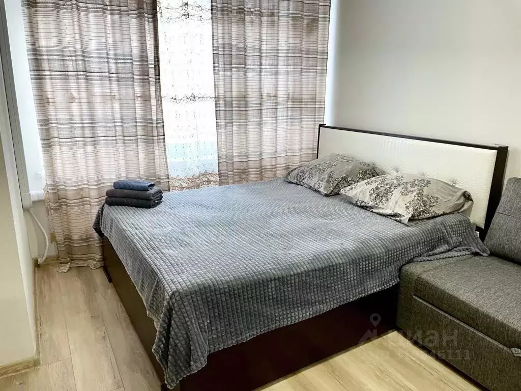 1-к кв. Тюменская область, Тюмень ул. 50 лет Октября, 57Бк2 (29.0 м) - Фото 0