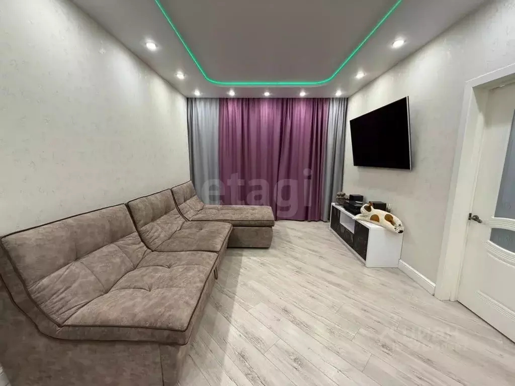 4-к кв. Красноярский край, Норильск Ленинский просп., 33А (98.2 м) - Фото 0