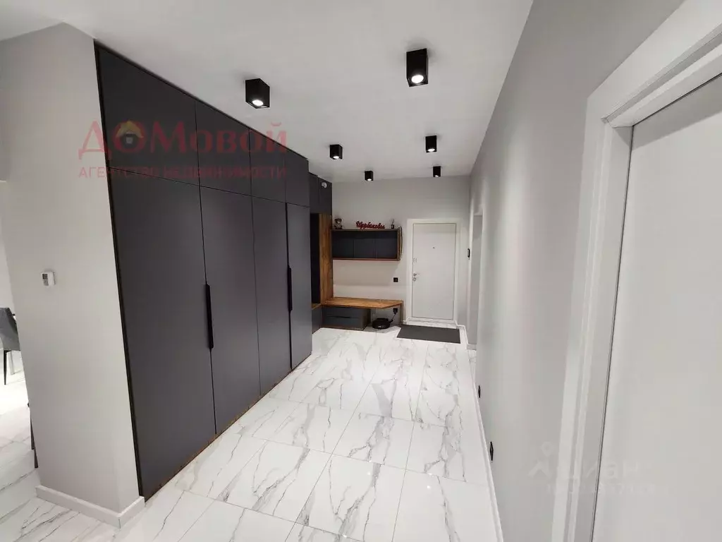 3-к кв. Смоленская область, Смоленск просп. Гагарина, 47 (117.0 м) - Фото 1