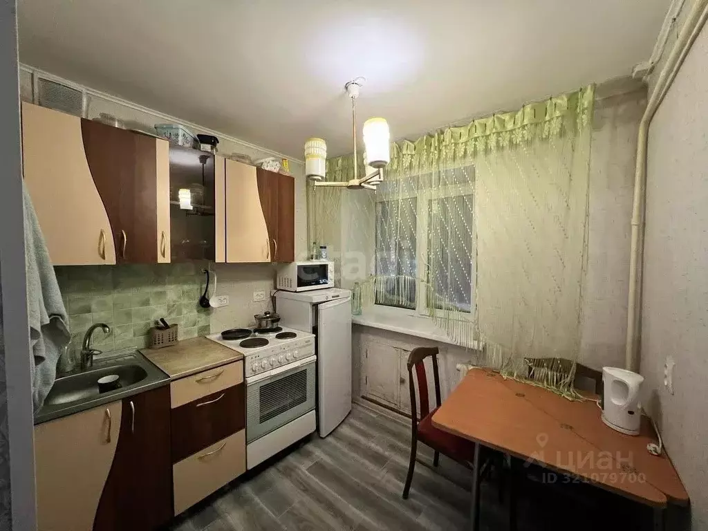 2-к кв. Красноярский край, Норильск Комсомольская ул., 38к2 (41.8 м) - Фото 1