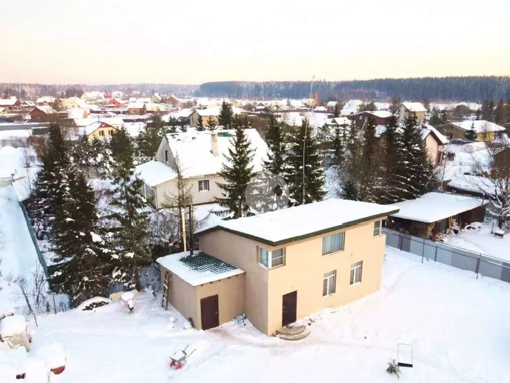 Дом в Ленинградская область, Тосненский район, Форносовское городское ... - Фото 2