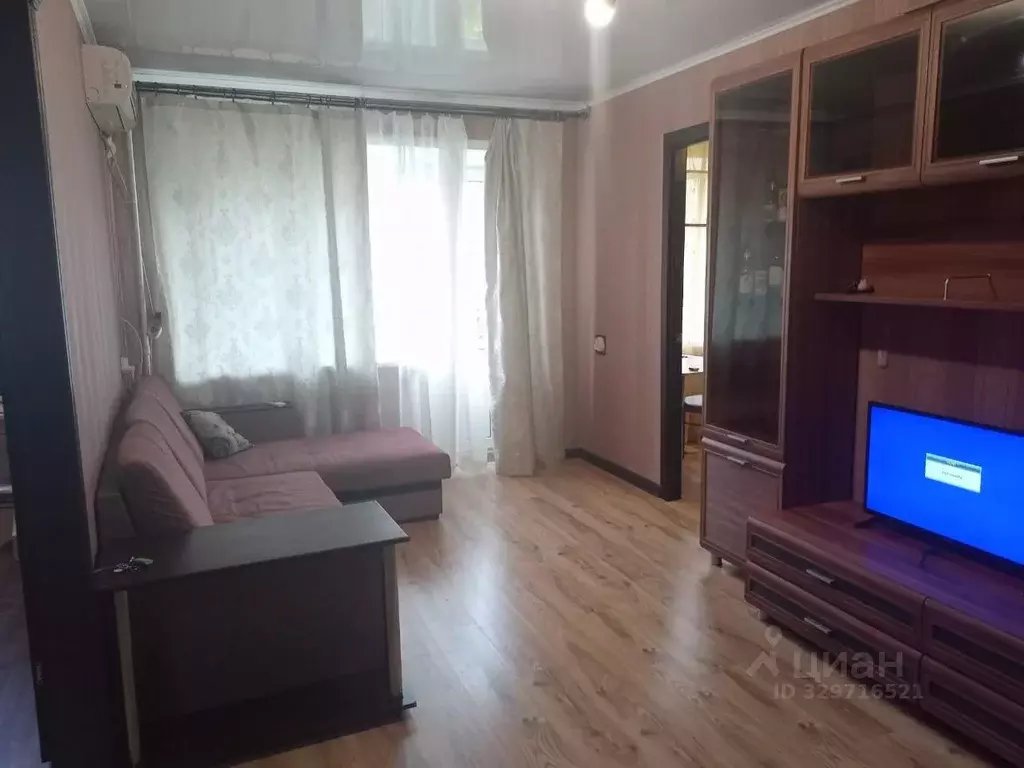 2-к кв. Брянская область, Брянск просп. Ленина, 4А (46.0 м) - Фото 1