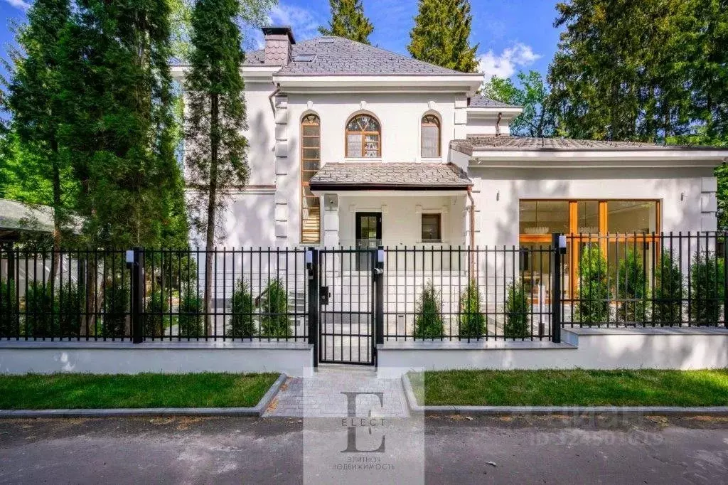 Дом в Московская область, Одинцовский городской округ, д. Жуковка, ... - Фото 1