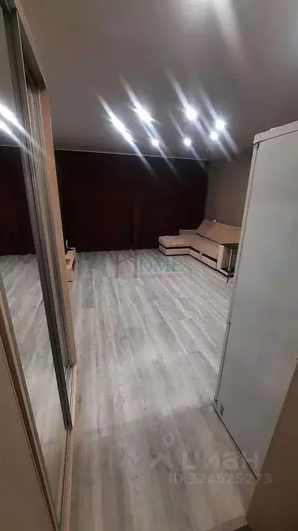 Студия Новосибирская область, Новосибирск ул. Плющихинская, 1 (34.0 м) - Фото 2