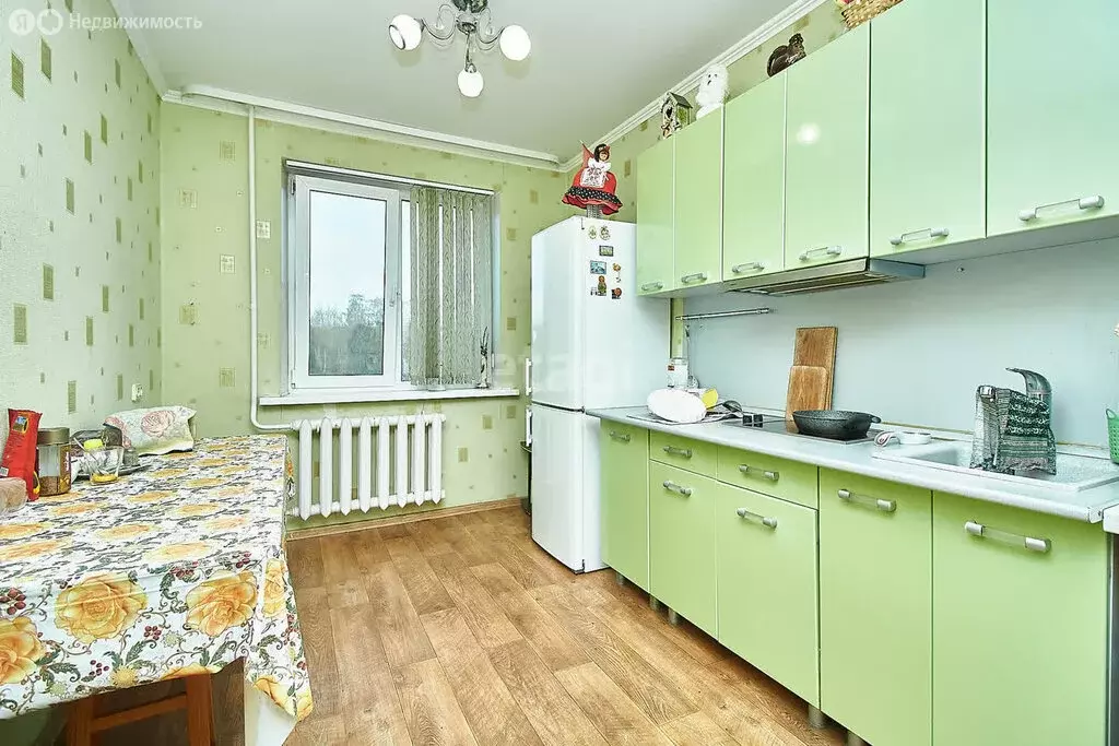 2-комнатная квартира: Тюмень, улица Елизарова, 49 (53.2 м) - Фото 0
