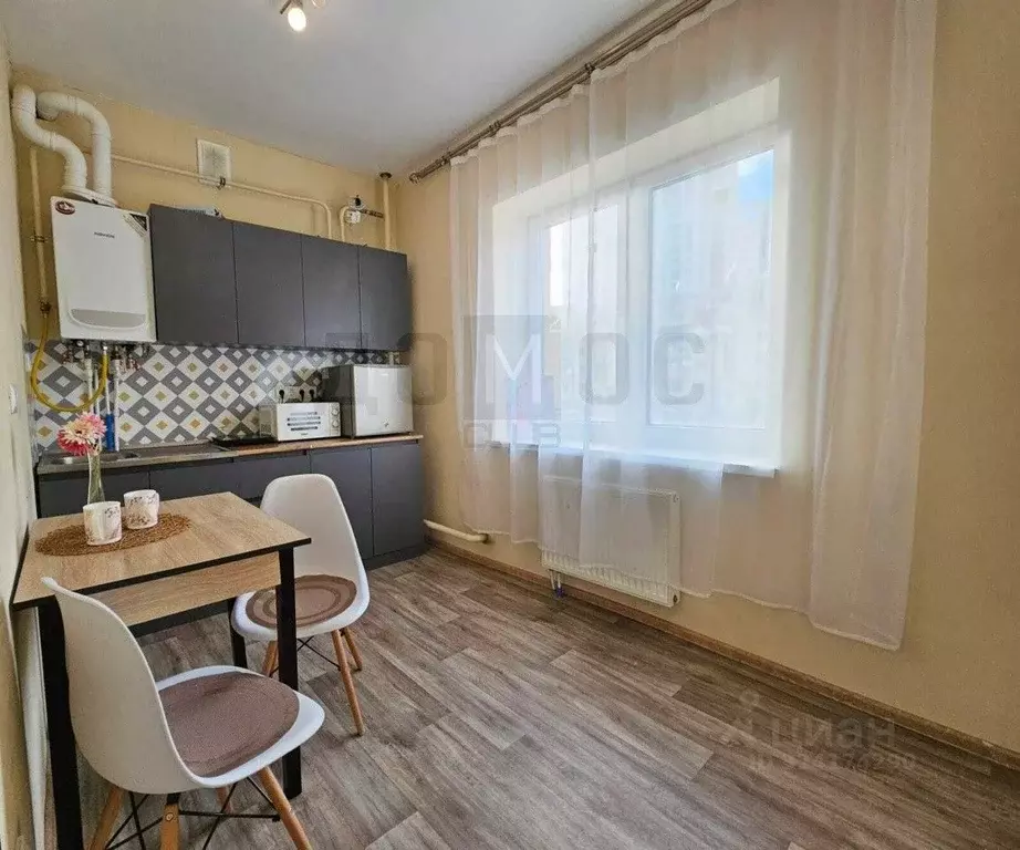 1-к кв. Свердловская область, Екатеринбург ул. Очеретина, 12 (35.3 м) - Фото 2