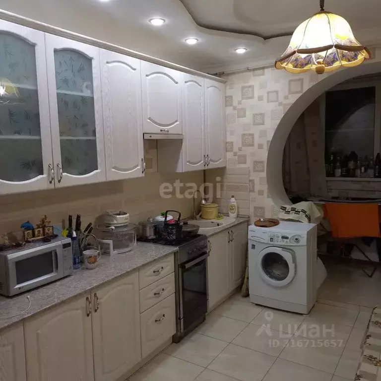 2-к кв. Ставропольский край, Ставрополь ул. Лопырина, 121 (70.0 м) - Фото 0