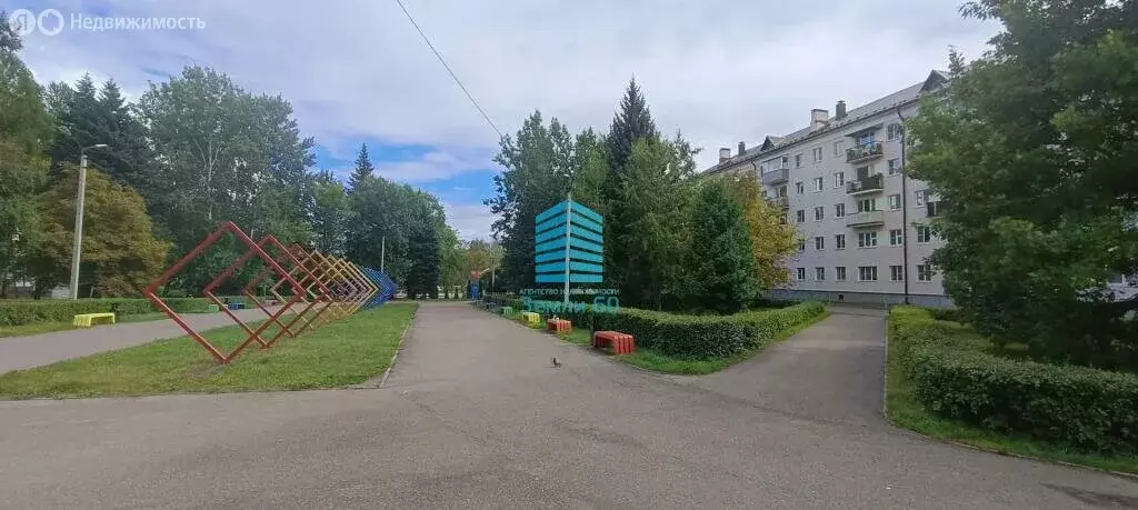 2-комнатная квартира: Великие Луки, Юбилейная площадь, 3 (42.6 м) - Фото 1