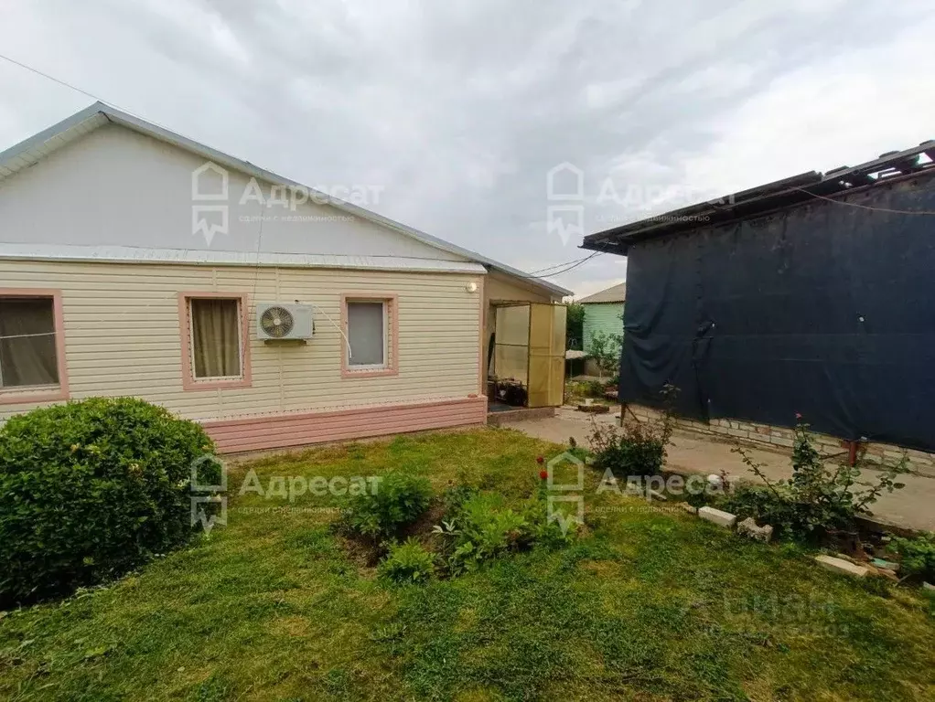 Дом в Волгоградская область, Волгоград ул. Клавы Панчишкиной (55 м) - Фото 2