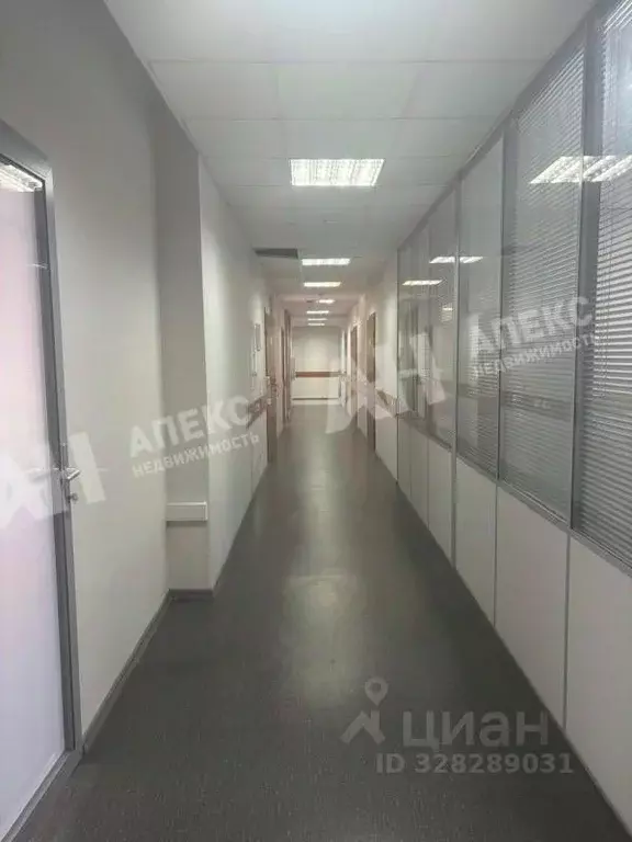 Помещение свободного назначения в Москва 1-й Дербеневский пер., 5 (415 ... - Фото 1