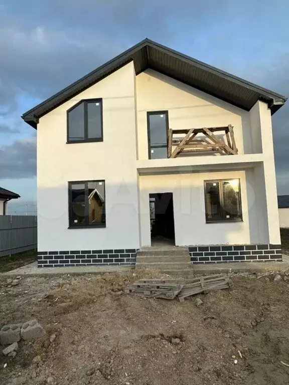 Дом 100 м на участке 8 сот. - Фото 0
