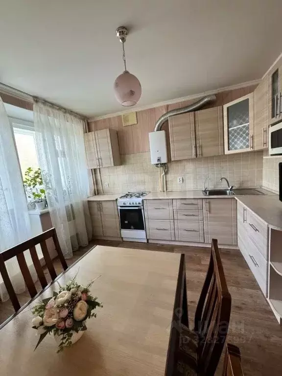 2-к кв. Татарстан, Казань ул. Тимирязева, 1А (57.0 м) - Фото 1