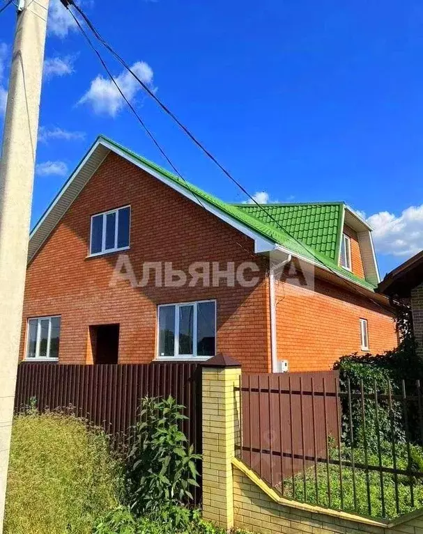 Дом в Краснодарский край, Усть-Лабинск ул. Лабинская (315 м) - Фото 1