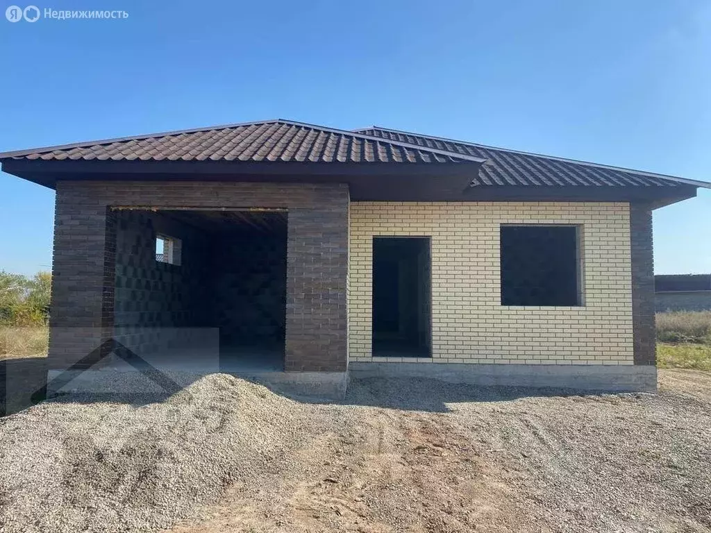 Дом в Калинино, улица Сурикова, 8 (120 м) - Фото 1